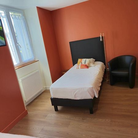 Le Beaugency Hotel Екстериор снимка