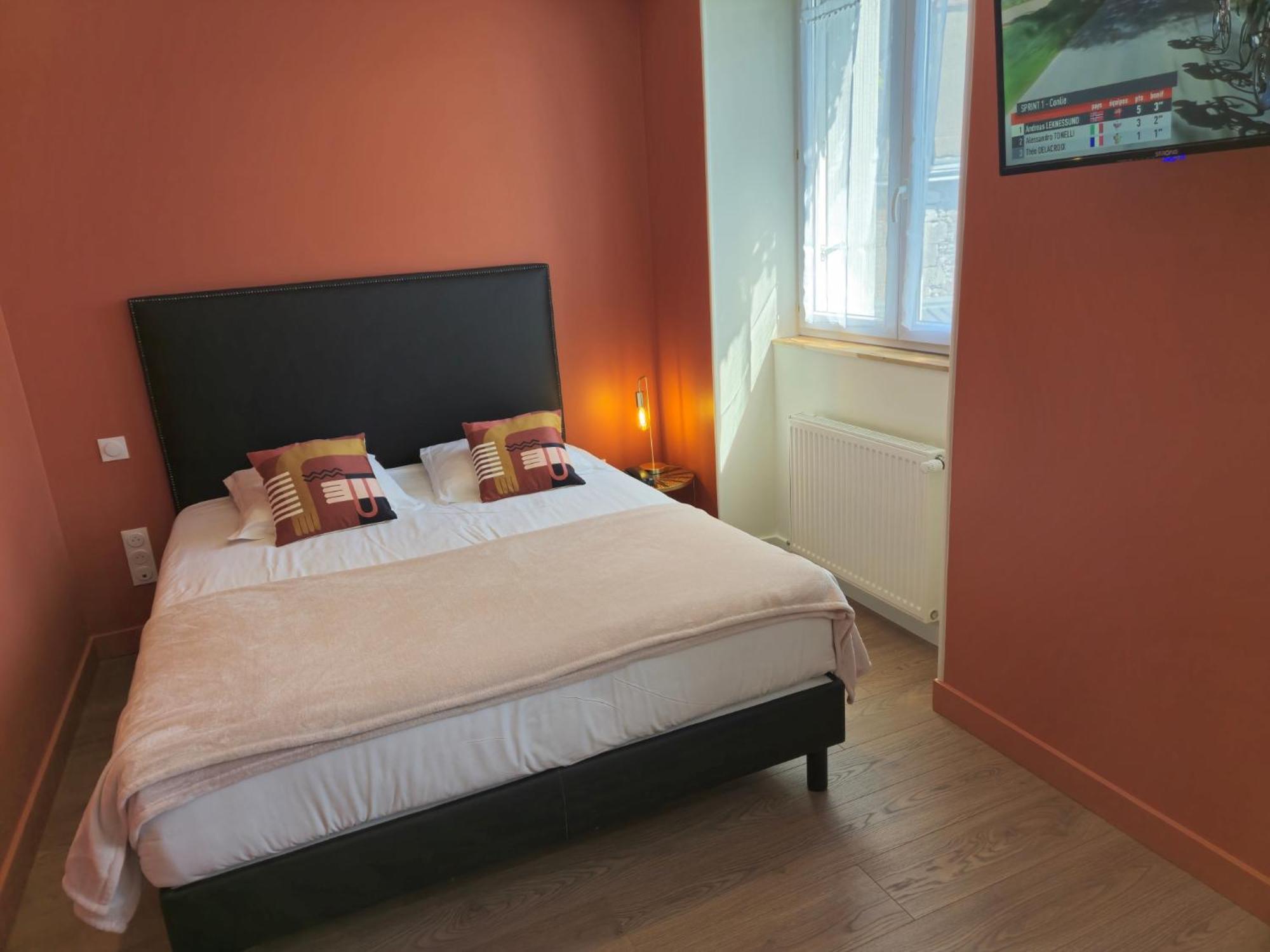Le Beaugency Hotel Екстериор снимка