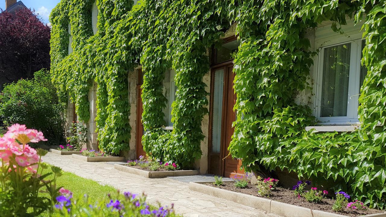 Le Beaugency Hotel Екстериор снимка