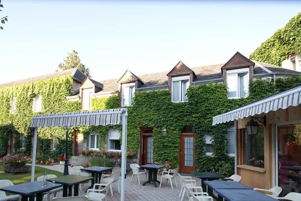 Le Beaugency Hotel Екстериор снимка