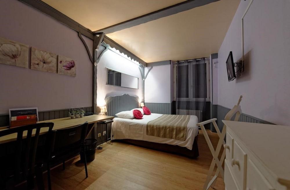 Le Beaugency Hotel Екстериор снимка